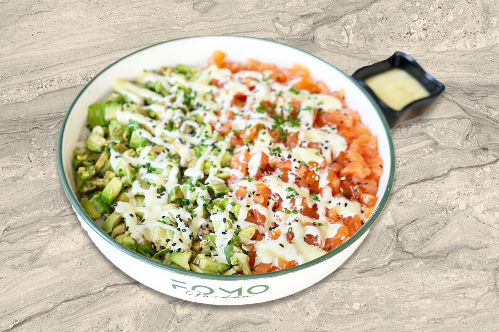 POKE BOWL TARTARE SAUMON